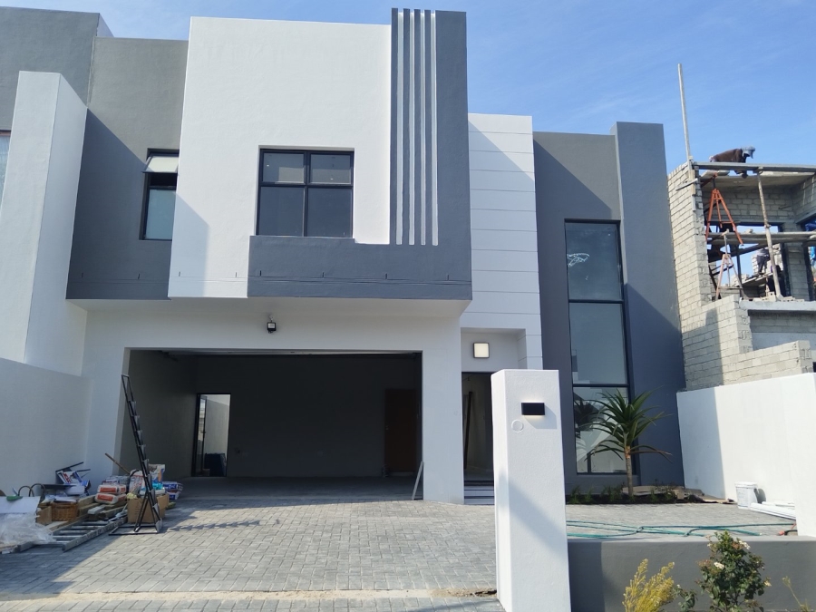 4 Bedroom Property for Sale in Sandown Western Cape